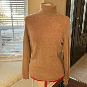 100% Cashmere turtleneck sweater